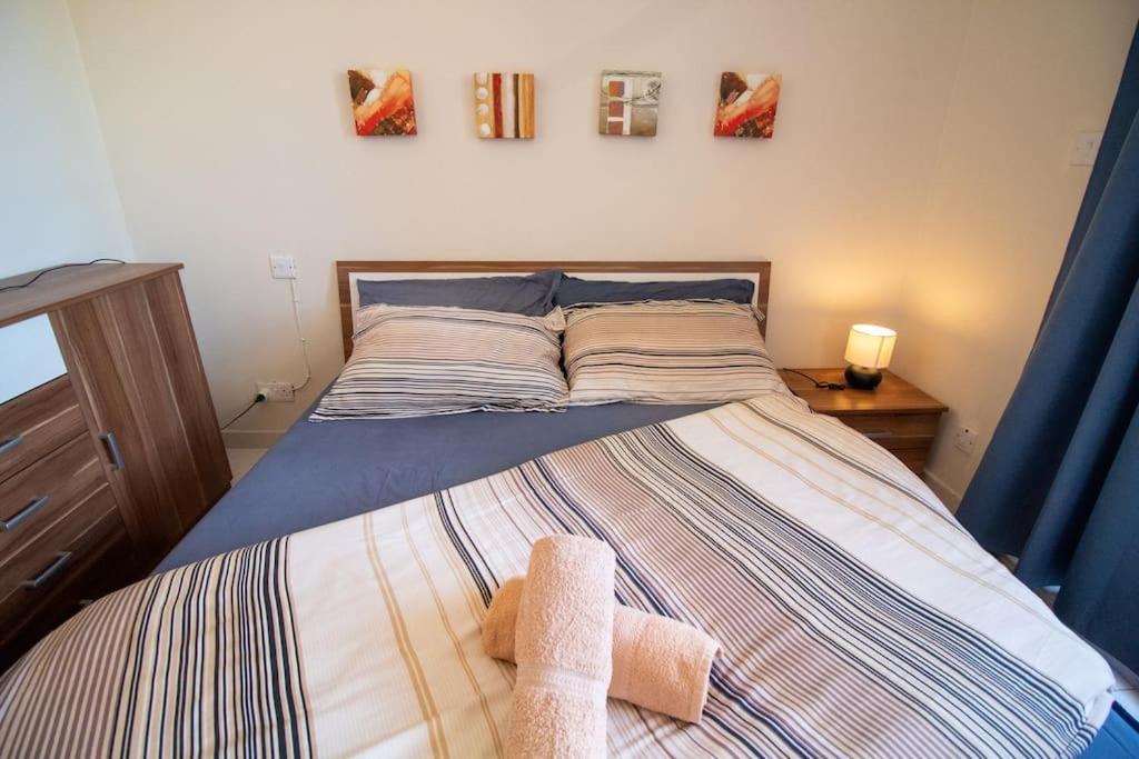 Modern Apt In The Heart Of Maltese Nightlife Saint Julian's Ngoại thất bức ảnh