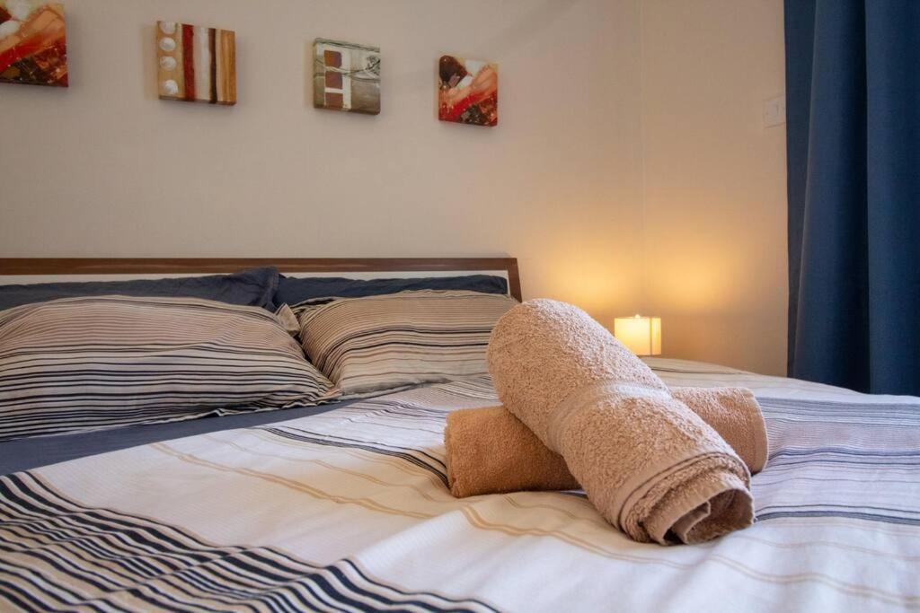 Modern Apt In The Heart Of Maltese Nightlife Saint Julian's Ngoại thất bức ảnh